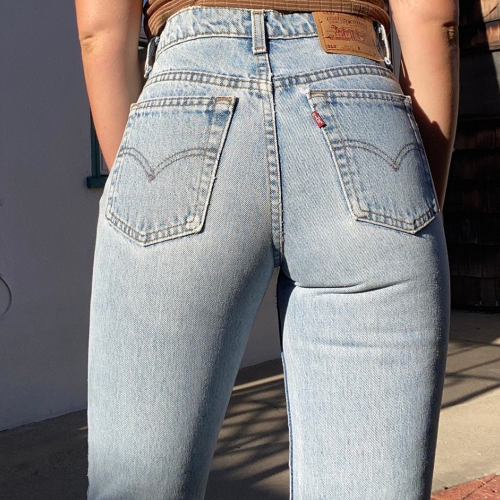 Vtg Levi’s Slim Fit Straight Leg 512 size 9 jr m